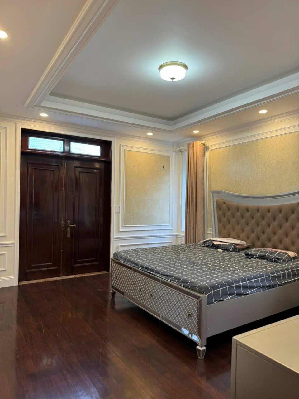 Bán biệt thự đường số 42 Thành phố Thủ Đức
