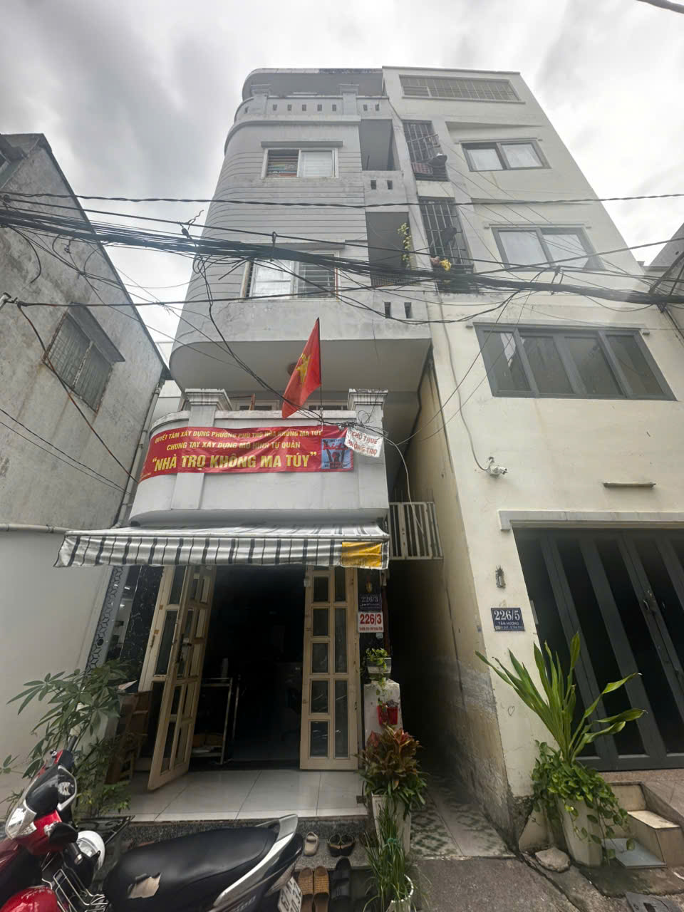 Bán CHDV 226/3 đường Tân Hương, phường Phú Thọ Hòa, quận Tân Phú
