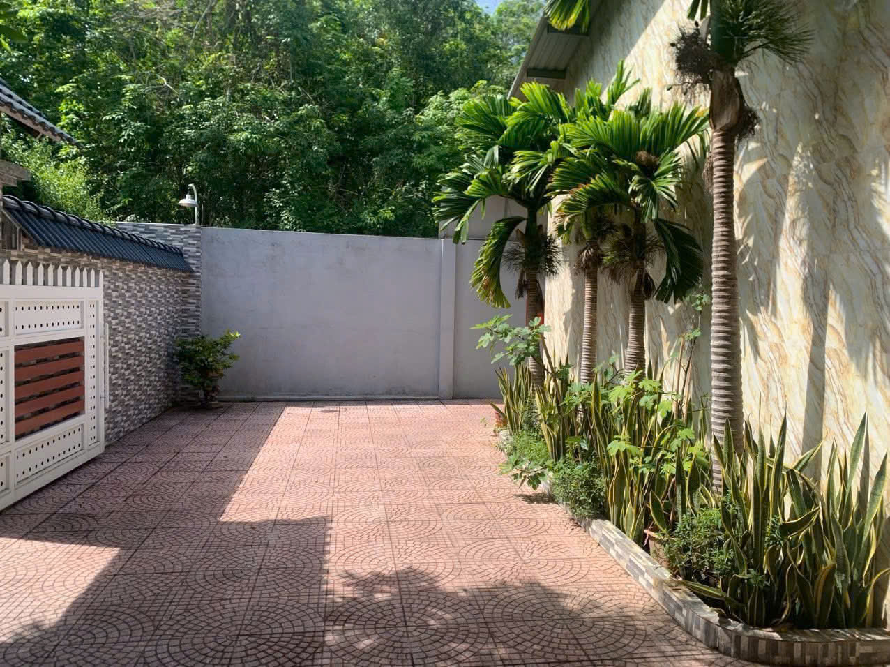 Bán khách sạn Đường 766 huyện Củ Chi
