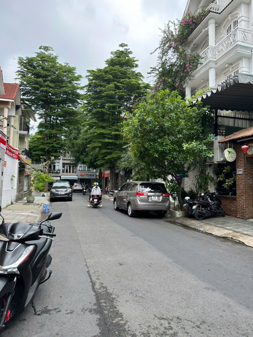 Bán nhà 208 Hoa Lan quận Phú Nhuận