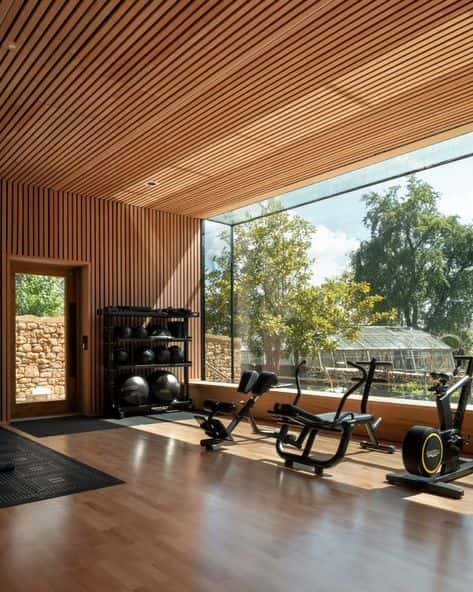 Bán nhà đường Lý Thái Tổ Quận 10