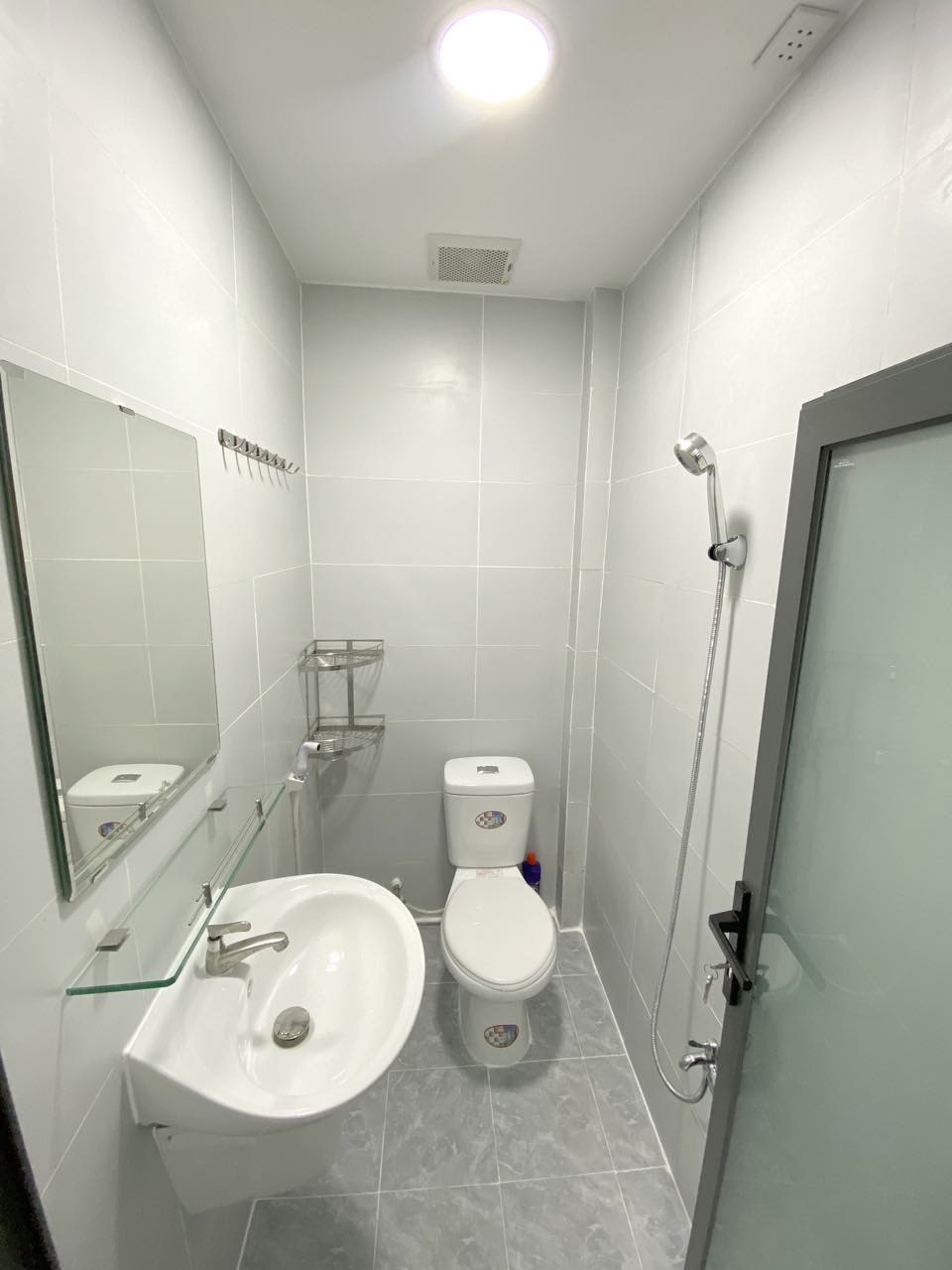Bán nhà đường Nguyễn Phúc Chu quận Tân Bình
