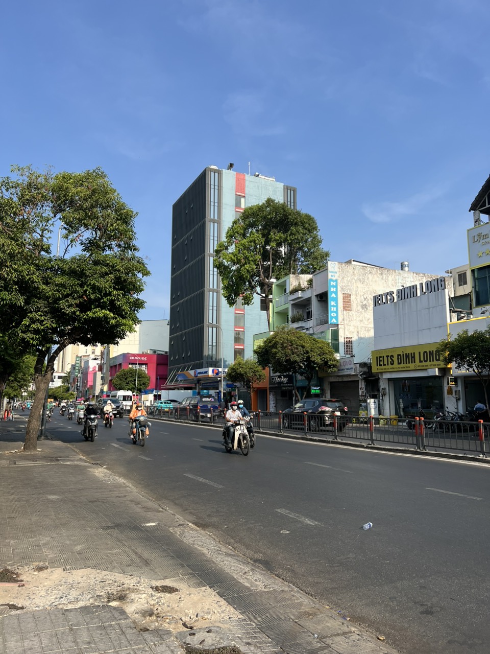 Bán nhà mặt tiền 81 Phan Đăng Lưu quận Phú Nhuận