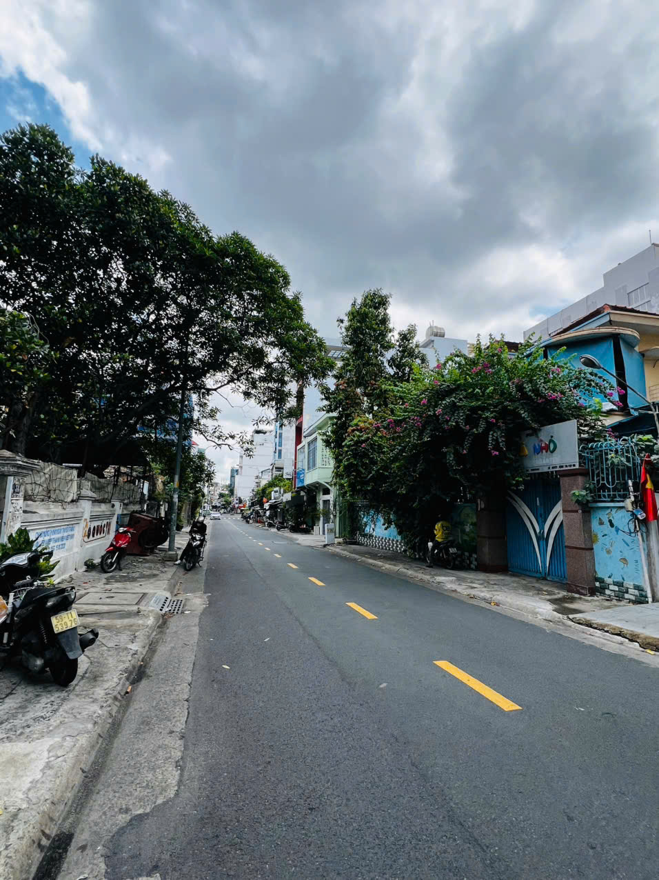 Bán tòa nhà 26 Mai Thị Lựu Quận 1