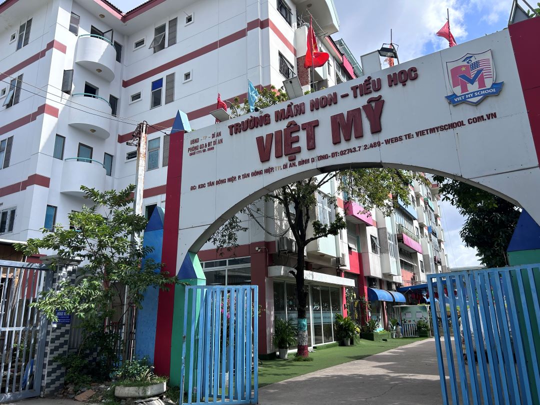 Bán tòa nhà Đường số 2 Bình Dương
