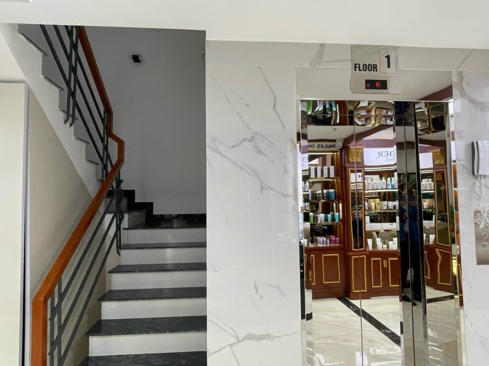 Bán tòa nhà 385B Cộng Hòa quận Tân Bình