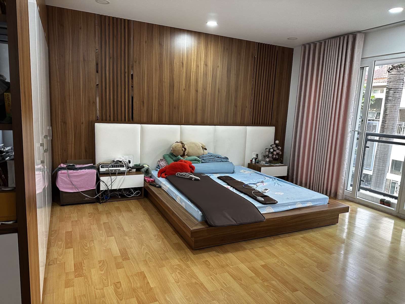 Bán nhà biệt thự đường Nguyễn Hữu Thọ huyện Nhà Bè