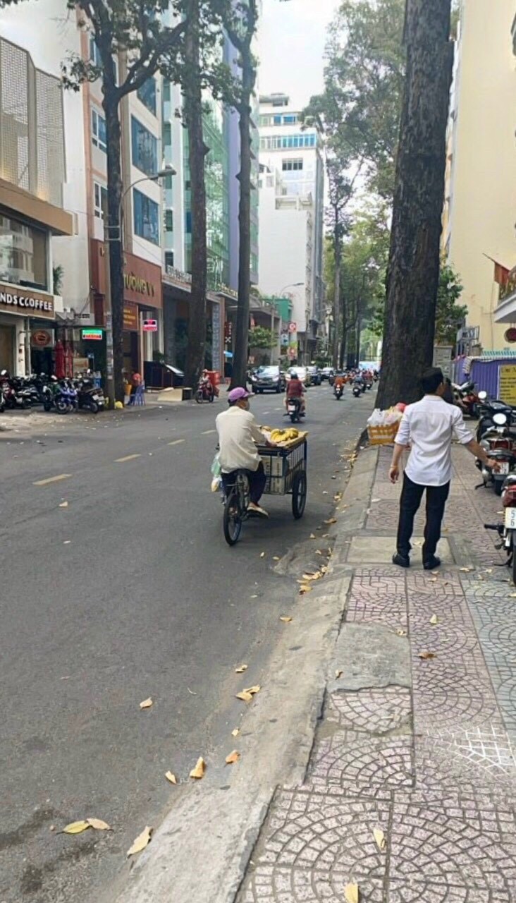 Cho thuê nhà đường Bùi Thị Xuân Quận 1